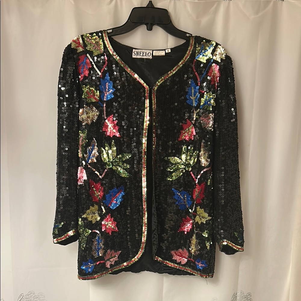 Vintage Sweelo‎ Black and colorful floral sequin jacket. Size small